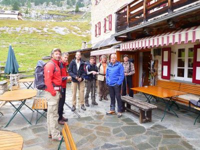 001-Aufbruch an der Lavarella-Huette